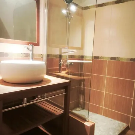 Authentique Maison Provençale Avec Piscine Villa